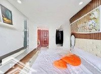 Cực Hiếm! Nhà Đẹp Khu Vip Nguyễn Văn Mai, Quận 3. Diện Tích: 50M2. Giá Bán 4Tỷ780,Sổ Hồng Riêng Hẻm Ô Tô 5M