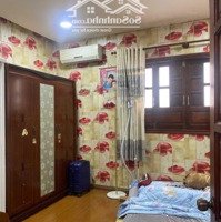 Bán Nhà Riêng 90M2 Đường Nguyễn Văn Linh Q.7 Chỉ 8 Tỷ