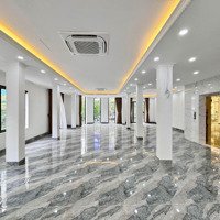 Bán Gấp Biệt Thự Lô Góc - Văn Phú, 230M2, Mặt Tiền Khủng, Thang Máy, Vị Trí Đắc Địa, Nhỉnh 40 Tỷ