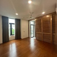 Cho Thuê Tầng Nhà Phố Manhattan, Hoàn Thiện 10 Triệu/Tháng