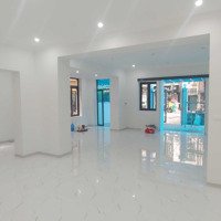 Cho Thuê Nhà Mặt Phố Tràng Thi Dtsd 300M2 Mặt Tiền 9M Vỉa Hè Rộng