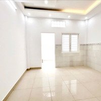 Nhà 2 Lầu Mới Toangmặt Tiềnđs Tân Quy Q7 Dt: 4.2X15M, Hướng Bắc Cấu Trúc: 2 Lầu, 4 Pn, 4 Wc Riêng