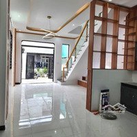 Nhà Lầu 5.5X20 Có Sân Hông Thoáng Mát Chợ Thạnh Phú