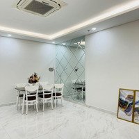 Bán Căn Hộ Midtown 133M2 Nội Thất Dính Tường, View Sông. Nhà Thoáng Rộng, 3 Phòng Ngủ Giá Tốt