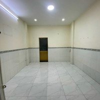 Bán Nhà Trung Tâm - 2 Tầng Hoàng Hoa Thám, P.5, 28M2, 3.39 Tỷcó Thương Lượng Liên Hệ: 0703171015