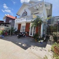 Bán Villa Phạm Hồng Thái, P10, Đà Lạt, 220M2, Cách Hồ Xuân Hương 300M, Ngang 10,8M, Giá Chỉ 11 Tỷ