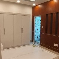 Cần Bán Nhà Phố Trệt 2 Lầu Trung Tâm Phú Lợi