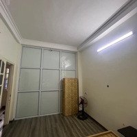 Nhà Riêng 32M2 Chính Chủ Tại Ngọc Thuỵ