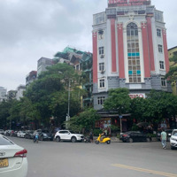 Chính Chủ Bán Gấp Nhà Phố Duy Tân 55M2, Phân Lô Ô Tô Tránh, View Thoáng, Kinh Doanh Giá Bán 15.8 Tỷ.