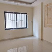 Cho Thuê Nhà Phố Nguyễn Viết Xuân Quận Thanh Xuân 80M2 4 Tầng Mt5M Giá 18 Triệu/Tháng 0983836540