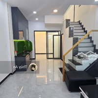 Ngay Windsor Plaza - 3 Tầng 3Phòng - 48M2 Nở Hậu - Ngang 4,1M - Giá Tl