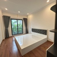 Bán Nhà Nguyễn Văn Linh - Long Biên Cạnh Vinhomes 30M2 Giá Bán 2.3 Tỷ