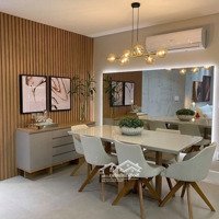 Cần Chuyển Nhượng Nhanh Căn 2 Phòng Ngủ, 97M2 Giá Bán 5Ty Tại Sunrise City, Quận 7, Đã Có Sổ Hồng