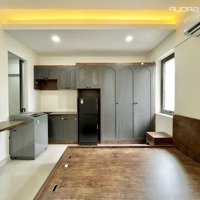 Studio Cửa Sổ Trời, Máy Giặt Riêng, Gần Cầu Vượt 3 Tháng 2, Vạn Hạnh Mall, Đại Học Kinh Tế Ueh