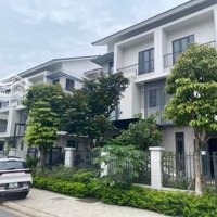 Bán Biệt Thự 180M2 Trong Khu Đô Thị Singapore, Vị Trí Đẹp, Hiếm, Được Hưởng Nhiều Ưu Đãi Từ Cđt