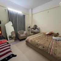 Cho thuê căn 2 ngủ chung cư lô 7C Lê Hồng Phong