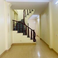 BÁN GẤP NHÀ NAM DƯ, 30M2, 4 TẦNG 4 NGỦ, GIÁ RẺ, SỔ VUÔNG VẮN