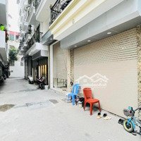 Duy Nhất Căn Bồ Đề Hơn 7 Tỷ Thang Máy 6 T Mt: 4.5M S: 43M2 Gần Cầu Chương Dương Lh Loan: 0333319937