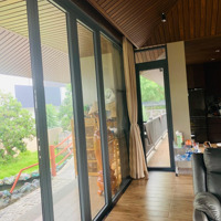 Cần Cho Thuê Căn Villa Cao Cấp Cạnh Sông View Trực Diện Sông Cái Tuyệt Đẹp