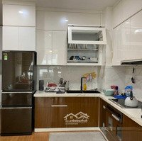 Chính Chủ Cho Thuê Căn Hộ Góc 2 Phòng Ngủ90 M2