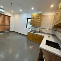 Cho Thuê Liền Kề Trịnh Văn Bô - 90M2*3 Tầng Hoàn Thiện Đẹp, Đường 40M, Giá Thuê Tốt. Liên Hệ: 0977246185