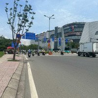 Bán Căn Nhà Mặt Tiền Phạm Văn Đồng, Đối Diện Gigamall. Vị Trí Kd Đắc Địa, Gần Trung Tâm, Sân Bay