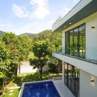 Cho Thuê Villa 2 Tầng 300M Sân Thượng Đường Nguyễn Tuấn Thiện - View Biển - Hồ Bơi Hiện Đại