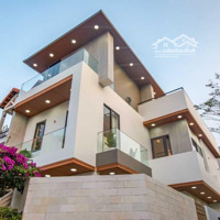 Bán Villa Góc 2 Mặt Tiền 8X19M Đường 7M5 Nguyễn Sơn, Nội Thất Cao Cấp