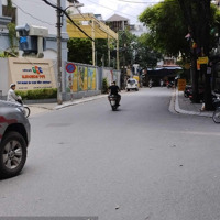 Vừa Là Mặt Phố Vừa Là Căn Góc Vừa Đối Diện Fpt School, Quá Tiện Cho Kinh Doanh Hay Làm Văn Phòng