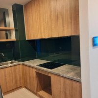 Chính Chủ Cần Cho Thuê Căn Hộ Dát Vàng Risemount Apartment Full Nội Thất, Căn View Đẹp