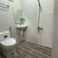 Nhà Nguyên Căn Bùi Đình Tuý Hxt 4X13M Trệt 2 Lầu 4 Phòng Ngủ 3 Vệ Sinhmới Đẹp 18 Triệucó Thương Lượng- 0339668168 Xem Nhà Ngay