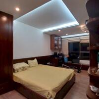 Bán căn hộ chưng cư 275 Nguyễn Trãi, dT 132m2, lô góc đẹp ở luôn, giá còn 7.1 tỷ.