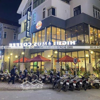 Mặt Bằng Kinh Doanh Quán Cafe Sân Vườn Cực Thoáng Phố Nguyễn Văn Lộc - Bao Quanh Là Các Toà Cc
