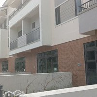 Bán Shophouse Cao Cấp Vị Trí Đẹpdiện Tích120M2, View Cây Xanh Thuộc Shopvillas Lake View Centa Riverside