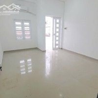 Nhà Mới Sơn 100% 3 Phòng Ngủ 3 Vệ Sinhhẻm Xe Hơi Có Nội Thất Quang Trung P10 Giá Chỉ 12,5 Triệu/Th