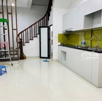 Vị Trí Siêu Đẹp - 20M Ra Mặt Phố - Nguyễn Văn Cừ - Gia Thuỵ 33M, 5T, 4.98 Tỷ