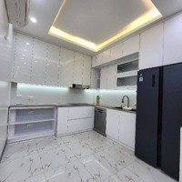 Bán Nhà Riêng 40M2 Chính Chủ Tại Hoàng Mai