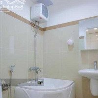 Chính Chủ Xoay Vốn Làm Ăn Bán Gấp Chcc Era Town - Quận 7,Diện Tích85M2, 2 Phòng Ngủ- 2 Vệ Sinh Full Nt, Giá Bán 1Tỷ780