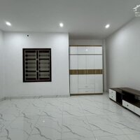 Giá Rẻ, Bán Nhà Ngõ 40 Hồng Tiến, Bồ Đề, 75m2, MT5m, Phân Lô, Ô Tô, Thang Máy, Full đồ