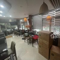 Mặt Phố - Phạm Huy Thông - View Hồ - Lô Góc -Diện Tích50M2 - Giá Nhỉnh 30 Tỷ