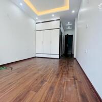 Bán nhà P. Kim Giang, HN, DT 50/40 m2, 6 tầng, giá bán 6.5 tỷLh 0981691509