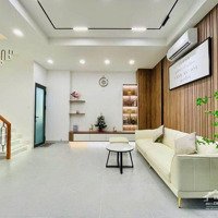 Bán Gấp Nhà Đ. Nguyễn Chí Thanh, Quận 5, Giá Bán 3Tỷ390,Diện Tích80M2(5X16) Sổ Riêng, Liên Hệ: 0797138709