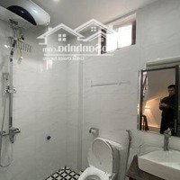 Sang Nhượng Gấp Nhà 38M2 Chỉ 2 Tỷ 6 Hoàng Diệu, Quận 4. Cách Thpt Nguyễn Trãi 300M. Sổ Riêng