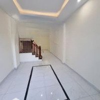 Nhà Đẹp 4T - 32M2 Trong Đê Đông Lao 2 Tỷ5 Cách Yên Nghĩa Chỉ 10P Đi Xe