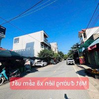 Bán Lô Đất Ngay Đầu Chợ Hôm Mặt Đường Liên Xã