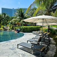 Cần tiền chuyển nhượng 2 căn villa 2PN Movenpick Cam Ranh giá 17 - 18 tỷ, LH 0917 678 685