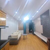 Bán nhà P. Kim Giang, HN, DT 25/27 m2, 5 tầng, giá bán 3.8 tỷLh 0981691509