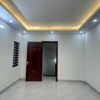 Bán nhà Lệ Mật,Việt Hưng 5 tầng,30m2,Mt4m lô góc nhỉnh 4 tỷ