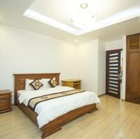 Toà nhà Sumitomo cho thuê căn hộ dịch vụ 1 ngủ 85m2 tại phố 535 Kim Mã giá thuê từ 700$/tháng