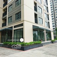 Cho Thuê Shophouse Góc Hai Mặt Tiền Tại Vinhomes Central Park, Sẵn Trống Thuê Ngay